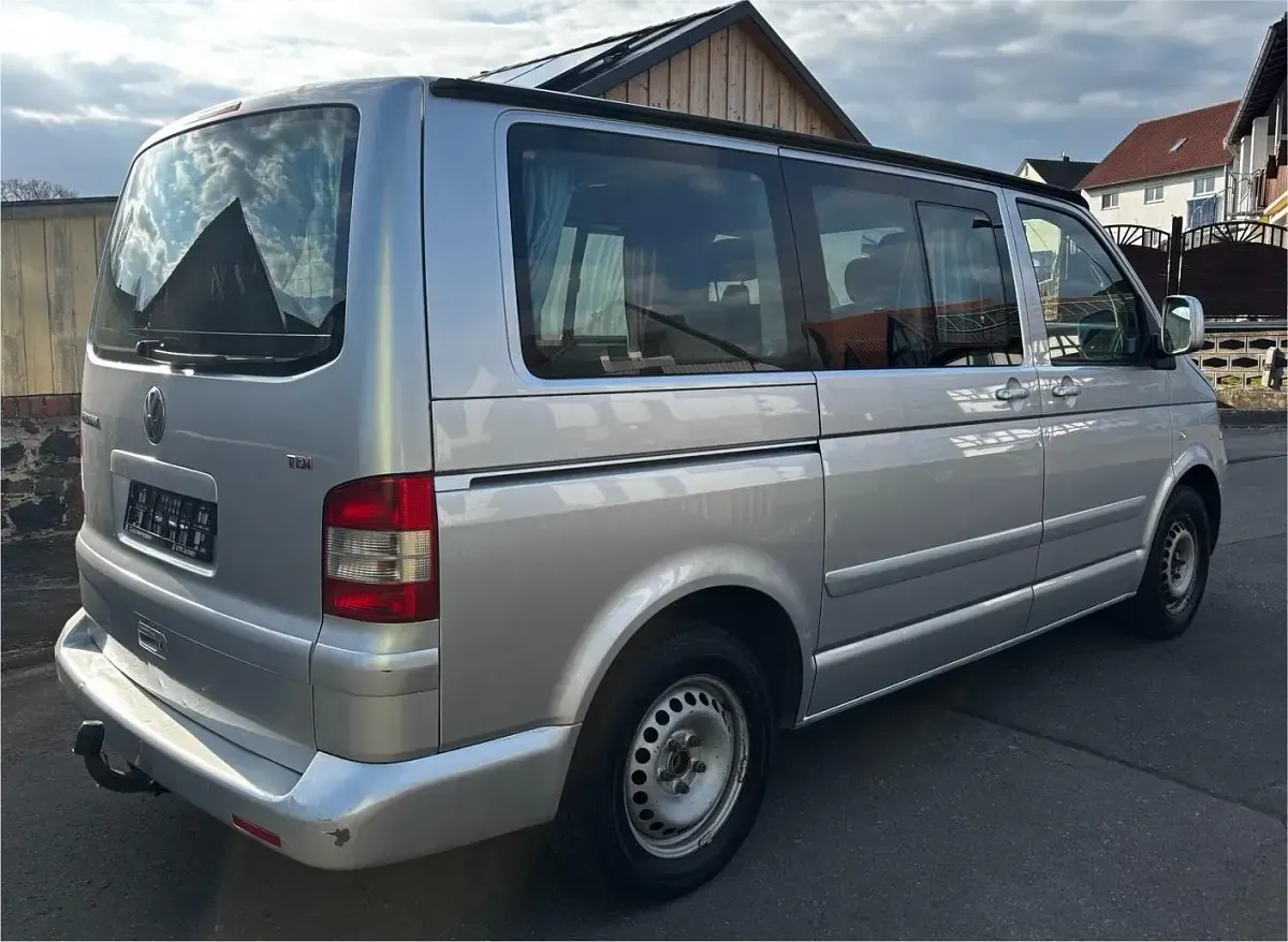 Gebraucht VW Multivan 138 PS (101 kW) 2003 Silber Van / Kleinbus
