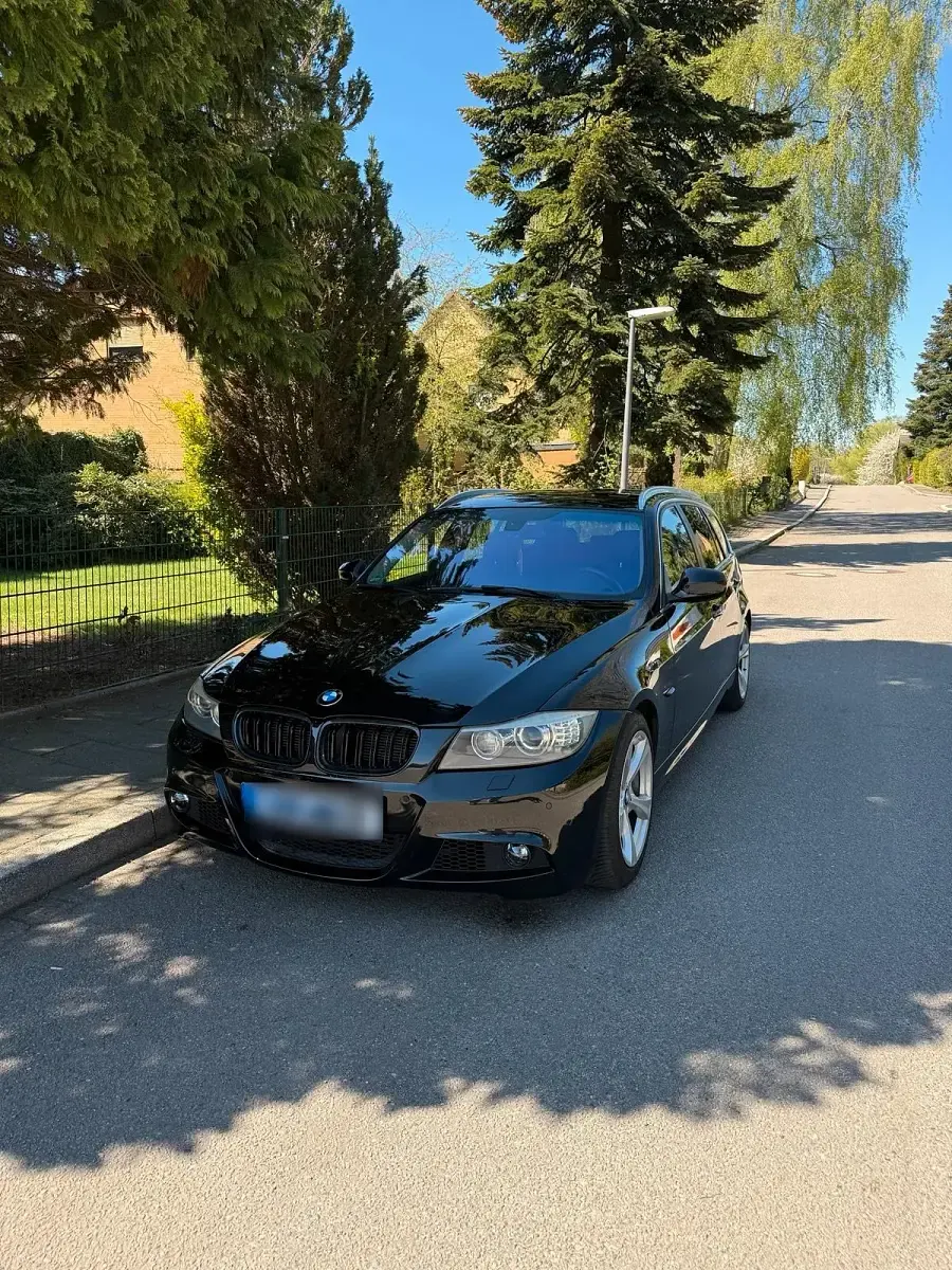 Brugt BMW 325 500 HK (367 kW) 2011 Sort Stationcar