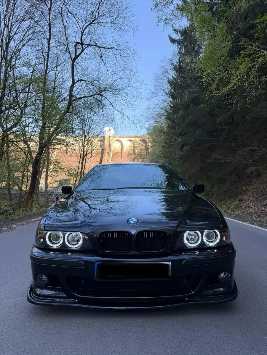 Gebraucht BMW 523 M Sport 170 PS (125 kW) 1998 Schwarz Limousine