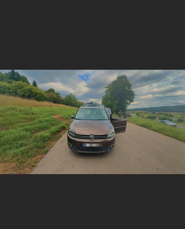 Gebraucht 2011 VW Touran Highline Van / Kleinbus | 8.500 € (Fairer Preis) - Bild 1/4