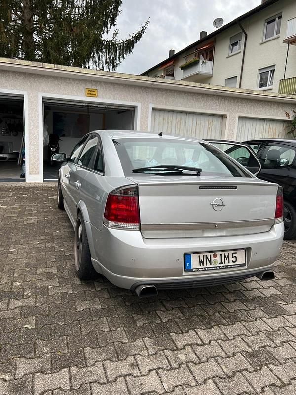 Gebraucht Opel Vectra GTS 211 PS (155 kW) 2003 Silber Limousine