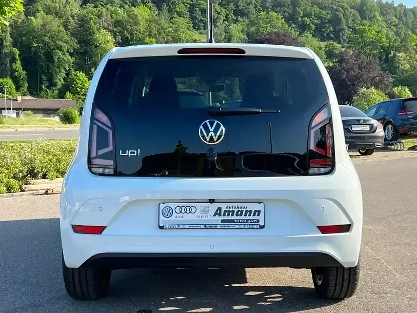 Second-hand VW up! Style 65 CP (47 kW) 2023 Alb Hatchback