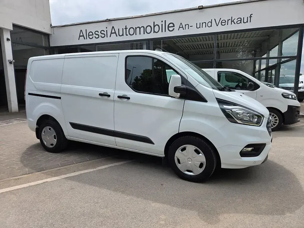 Usata Ford Transit Custom Trend 105 CV (77 kW) 2021 Bianco Monovolume
