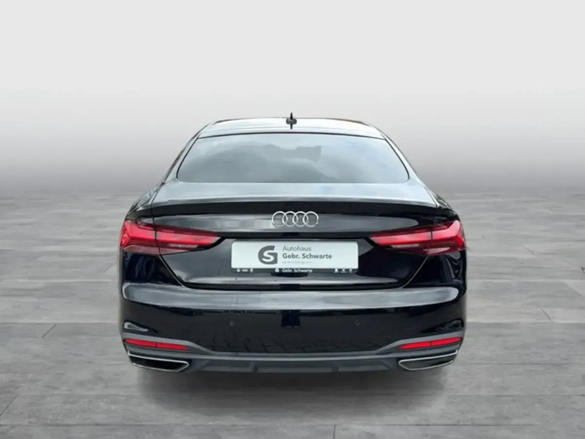 Gebraucht Audi A5 Sportback Basis 204 PS (150 kW) 2023 Schwarz Kleinwagen