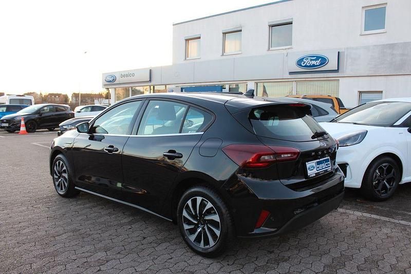Gebraucht Ford Focus Titanium 155 PS (114 kW) 2024 Agateblack metallic Limousine