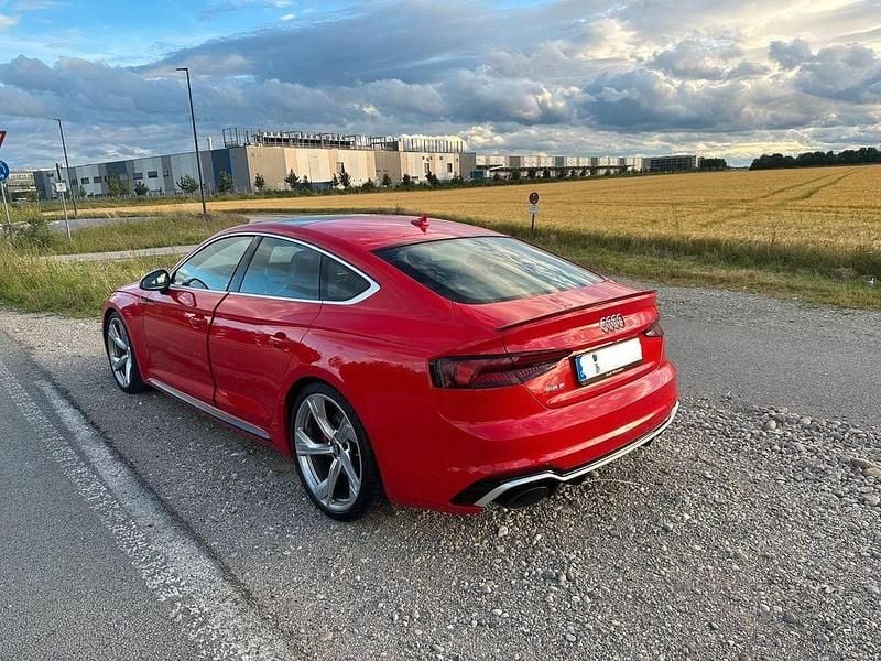 Gebraucht Audi RS5 Sportback Ambiente 450 PS (330 kW) 2019 Rot Limousine