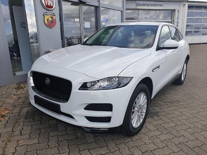 Weiß Gebraucht 2016 Jaguar F-Pace Pure SUV | 12.900 € (Fairer Preis) - Bild 1/4