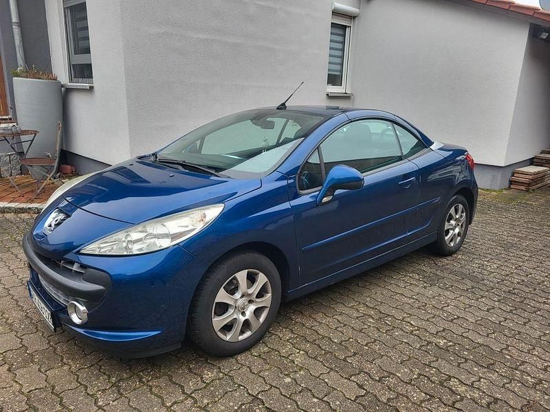 Gebraucht Peugeot 207 CC Platinum 120 PS (88 kW) 2008 Blau Cabrio