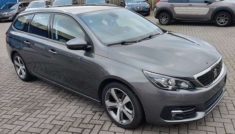 Grau Gebraucht 2017 Peugeot 308 Active Kombi | 4.950 € (Superpreis) - Bild 1/4