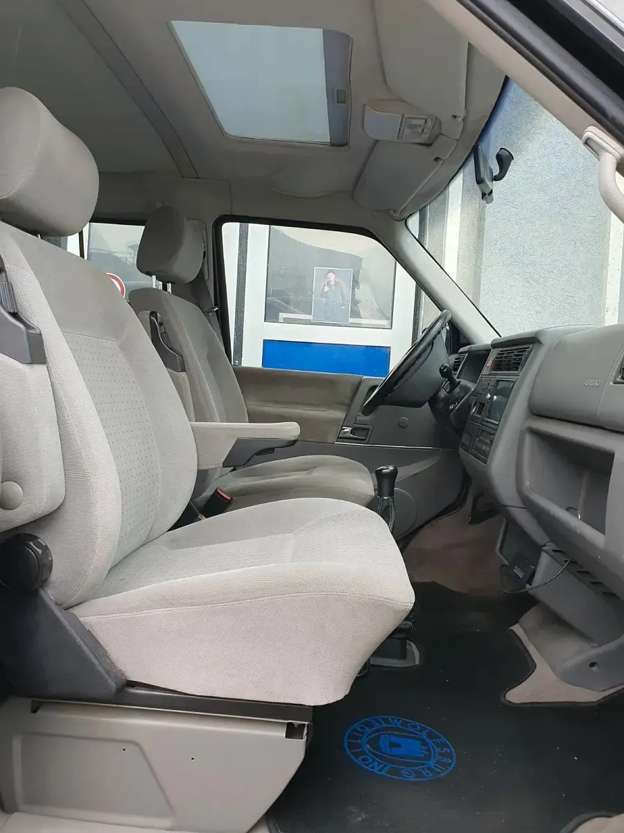 Gebraucht VW Multivan 150 PS (110 kW) 1998 Schwarz Van / Kleinbus