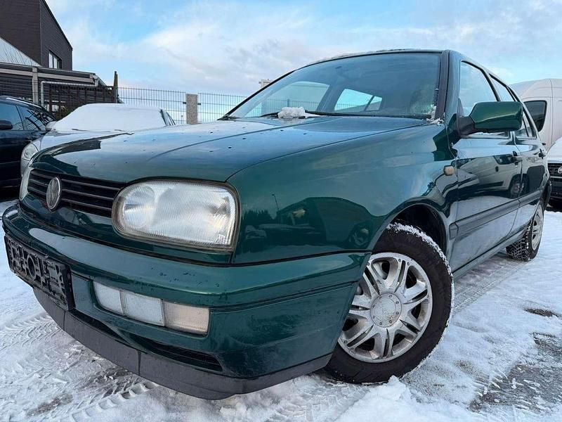 Gebraucht VW Golf III 75 PS (55 kW) 1997 Grün Limousine