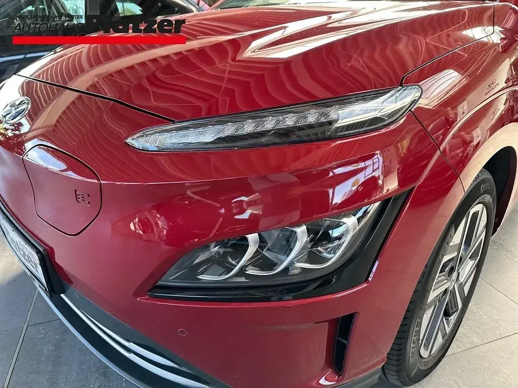 Gebraucht Hyundai Kona Trend 150 kW (204 PS) 2022 Rot SUV