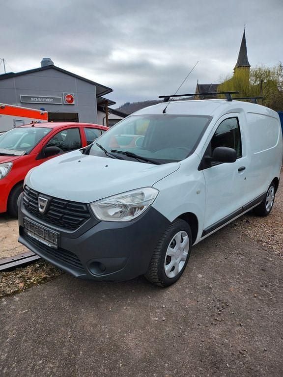 Gebraucht Dacia Dokker Express 90 PS (66 kW) 2017 Weiß Van
