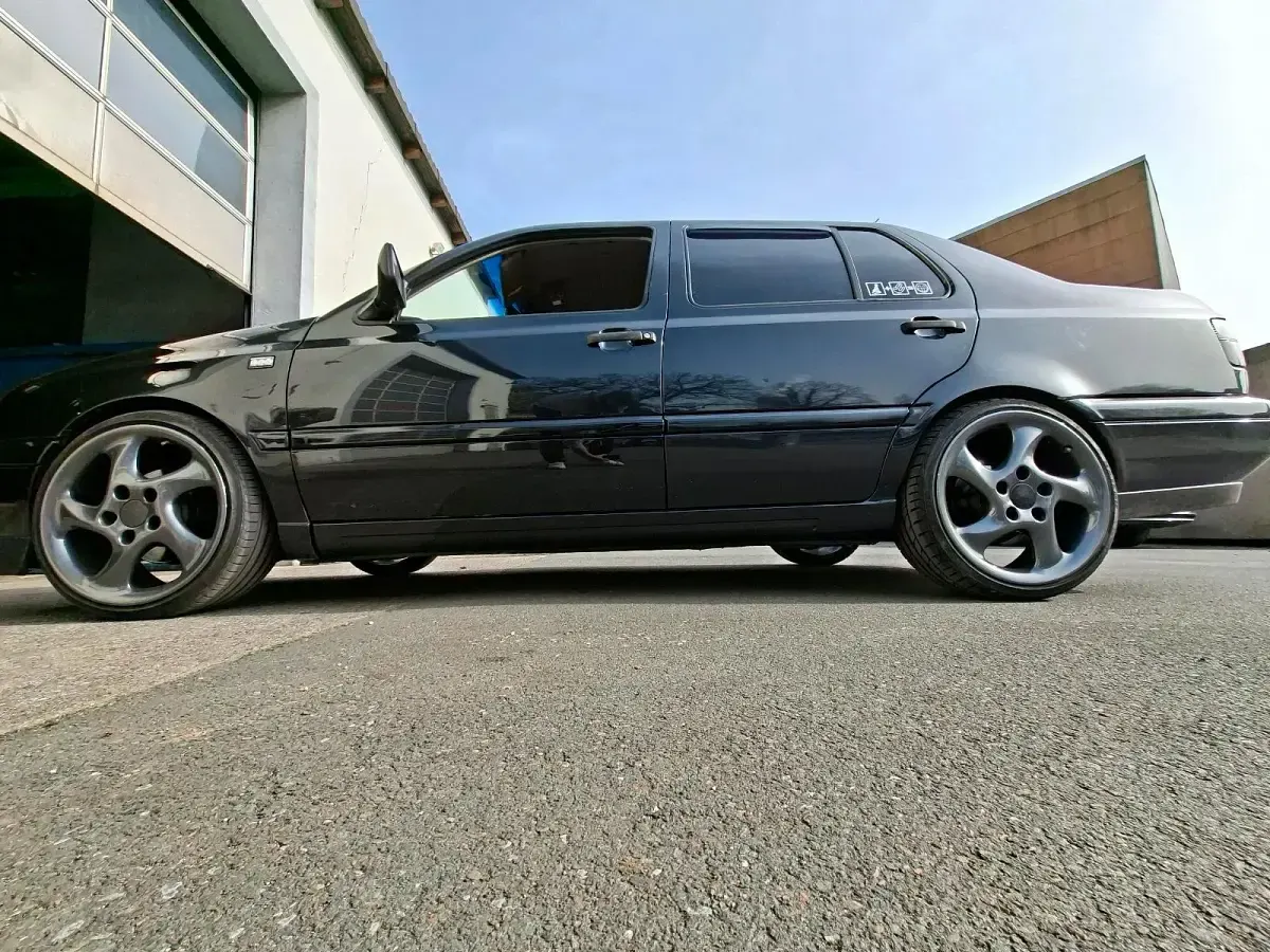Second-hand VW Vento 174 CP (127 kW) 1994 Berlinǎ