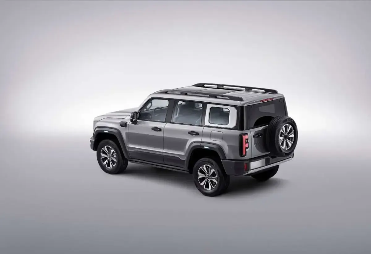 Nowe Baic BJ40 162 KM (119 kW) 2026 Czarny SUV