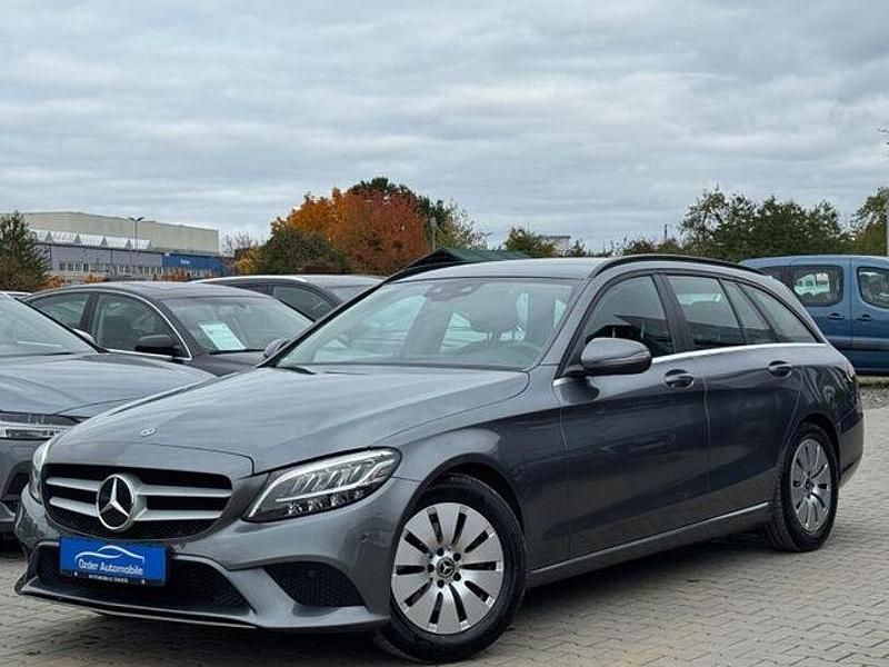 Gebraucht Mercedes C220 Advanced 194 PS (142 kW) 2021 Grau Limousine