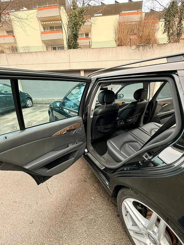Gebraucht Mercedes E280 190 PS (139 kW) 2005 Schwarz Kombi