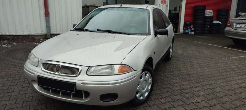 Silbergrau Gebraucht 1999 Rover 214 Limousine | 699 € - Bild 1/4