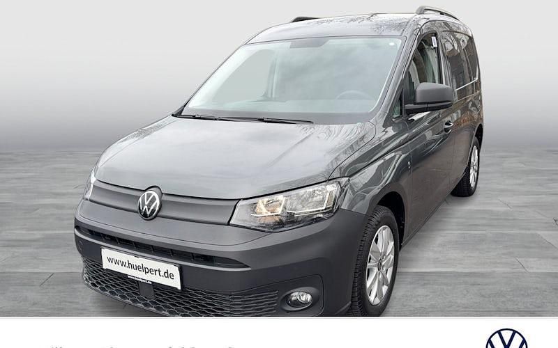 Usado VW Caddy 102 HP (75 kW) 2022 Cinzento Monovolume