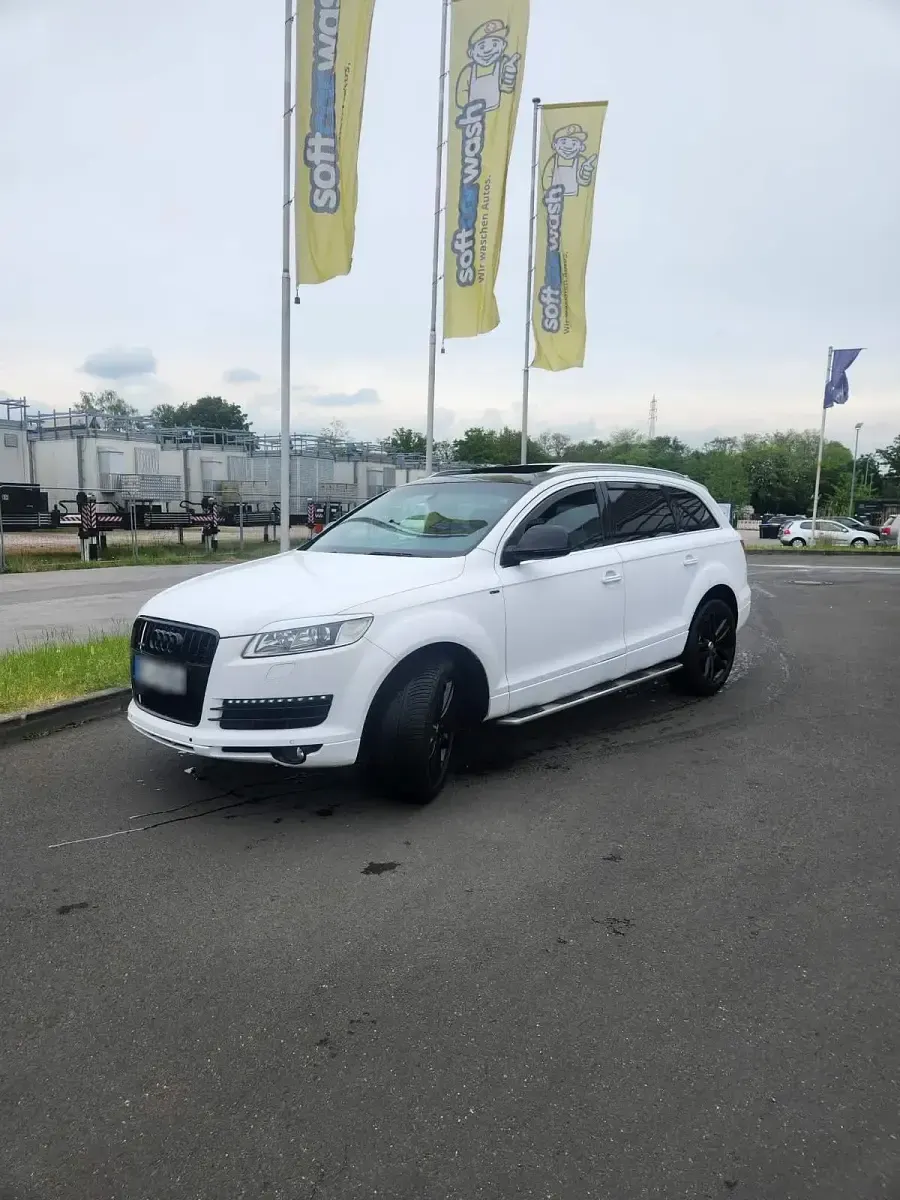 Używany Audi Q7 S-Line 233 KM (171 kW) 2006 Biały SUV