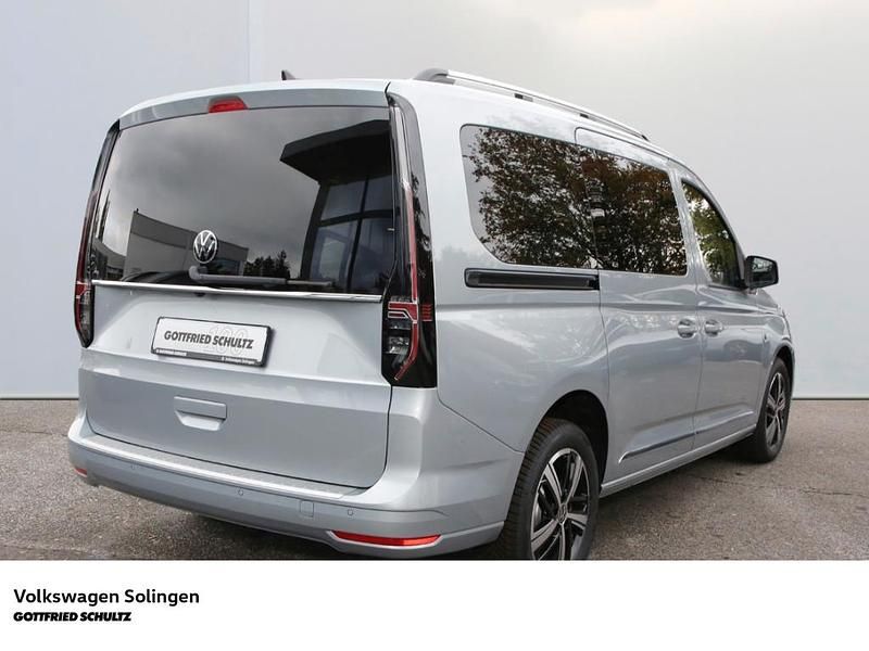 Gebraucht VW Caddy Maxi Style 116 PS (85 kW) 2025 Silber Van / Kleinbus