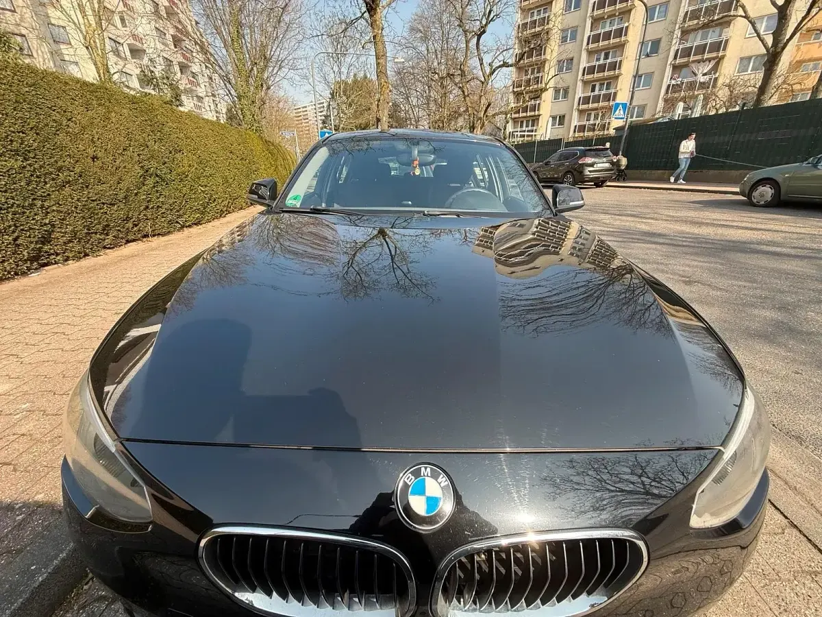 Gebraucht BMW 114 102 PS (75 kW) 2012 Schwarz Kleinwagen