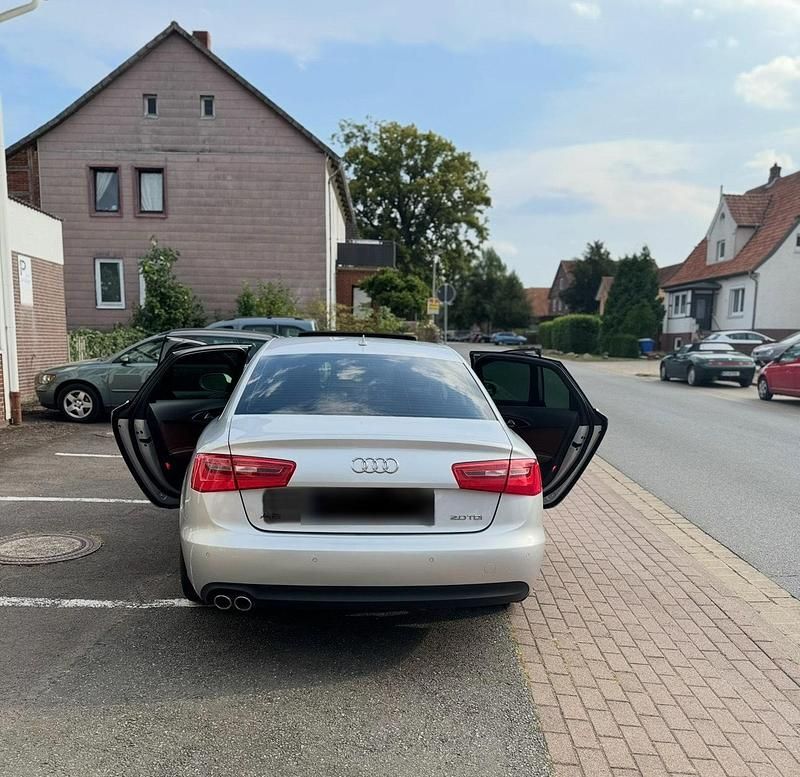 Gebraucht Audi A6 Ambiente 177 PS (130 kW) 2013 Silber Limousine