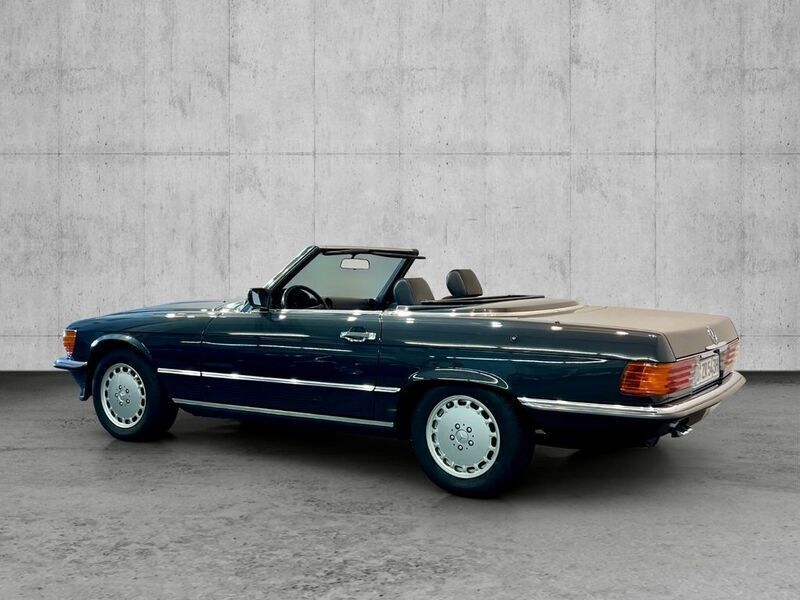 Gebraucht Mercedes SL300 179 PS (131 kW) 1986 Schwarz Cabrio