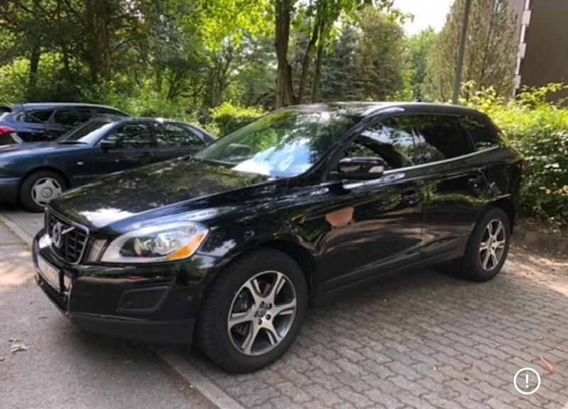 Schwarz Gebraucht 2011 Volvo XC60 SUV | 9.500 € - Bild 1/4