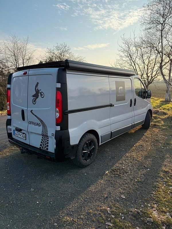 Gebraucht Opel Vivaro 105 PS (77 kW) 2003 Grau Van / Kleinbus