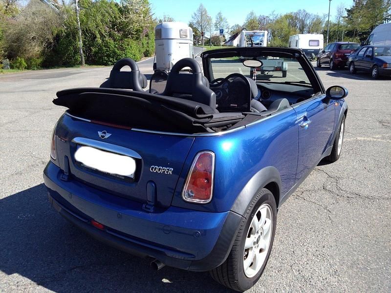 Usado Mini Cooper Cabriolet 116 HP (85 kW) 2008 Azul Cabrios