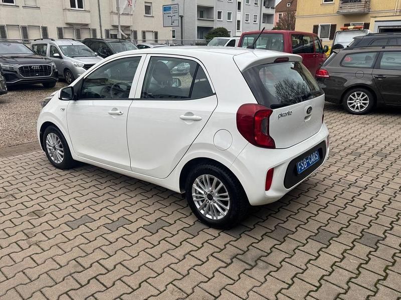 Gebraucht Kia Picanto Edition 7 67 PS (49 kW) 2017 Weiß Kleinwagen