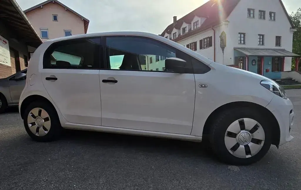 Usado VW up! 60 CV (44 kW) 2016 Blanco Utilitario