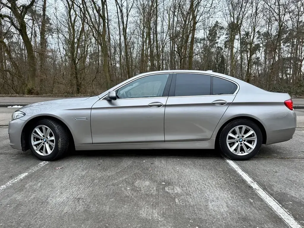 Używany BMW 520 Performance 184 KM (135 kW) 2013 Srebrny Sedan/Limuzyna