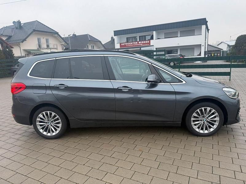 Gebraucht BMW 218 Luxury Line 150 PS (110 kW) 2020 Grau Kombi