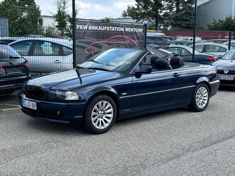 Blau Gebraucht 2002 BMW 318 Cabriolet Cabrio | 3.999 € (Etwas zu teuer) - Bild 1/4