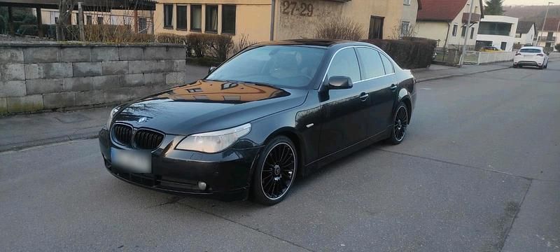Gebraucht BMW 520 170 PS (125 kW) 2004 Schwarz Limousine