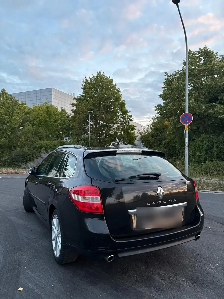 Gebraucht Renault Laguna III 150 PS (110 kW) 2008 Schwarz Kombi