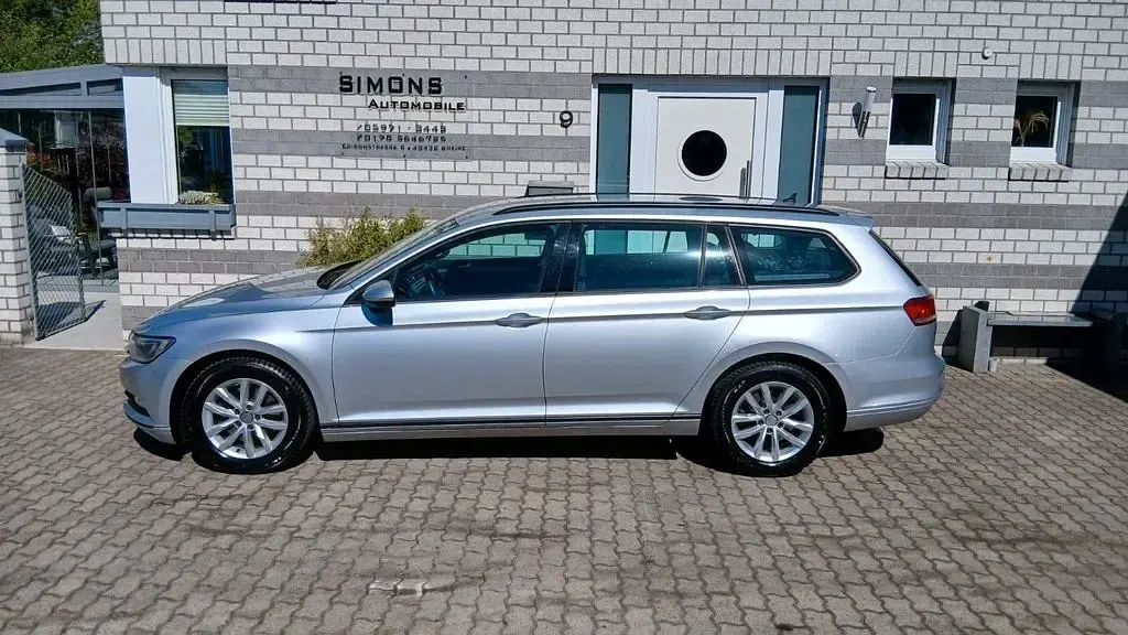 Gebraucht VW Passat Trendline 120 PS (88 kW) 2016 Silber Kombi