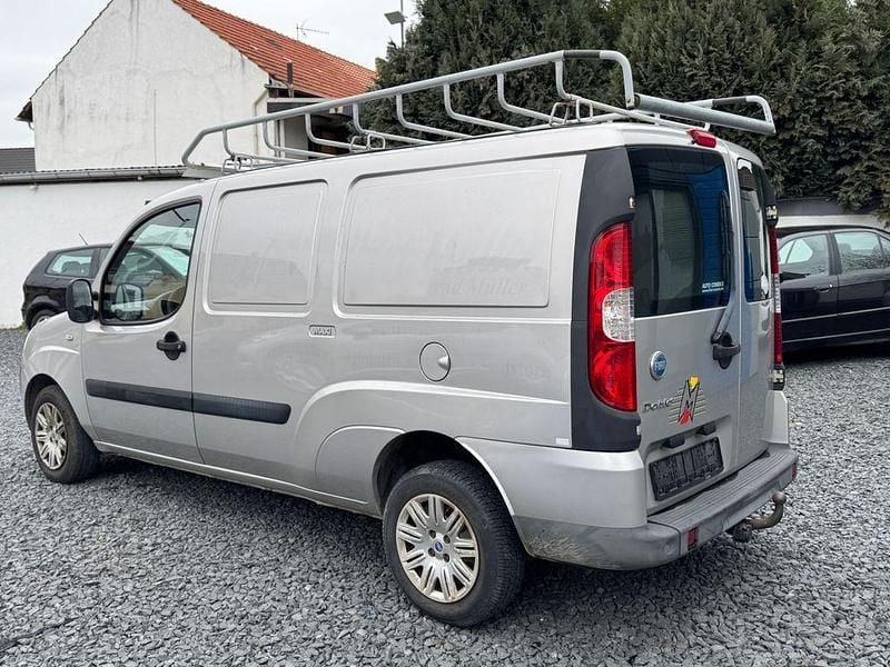 Gebraucht Fiat Doblò 101 PS (74 kW) 2007 Grau electro/steel/palladio Van / Kleinbus
