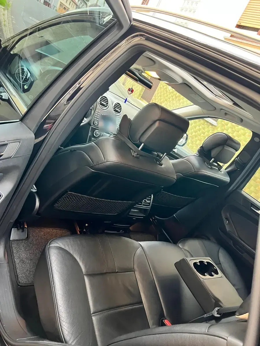 Gebraucht Mercedes ML350 231 PS (169 kW) 2010 Schwarz SUV