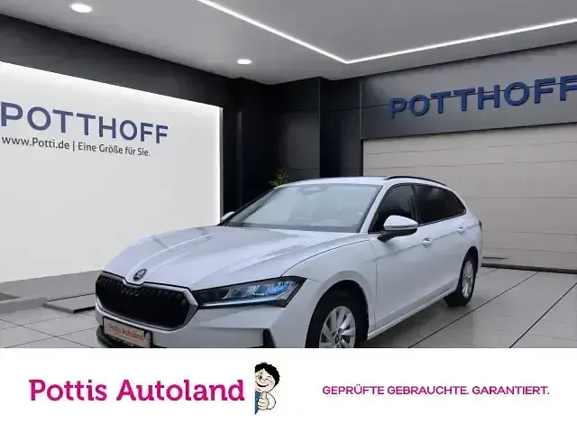 Gebraucht Skoda Superb Essence 150 PS (110 kW) 2025 Kombi