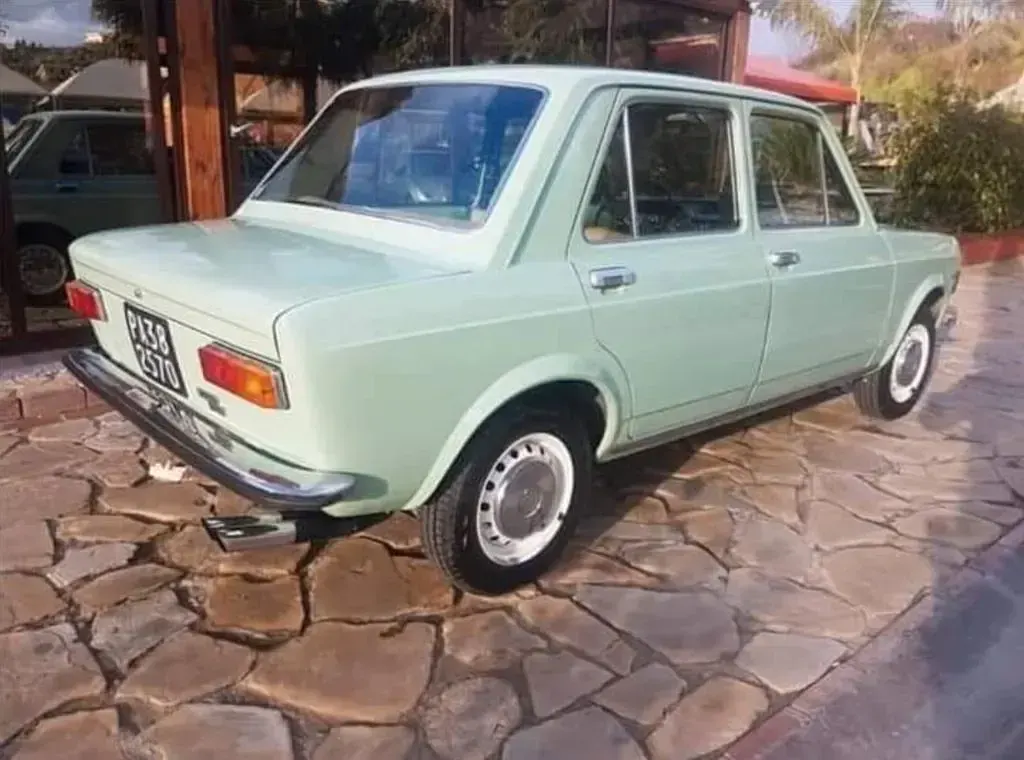 Gebraucht Fiat 128 75 PS (55 kW) 1973 Grün Limousine