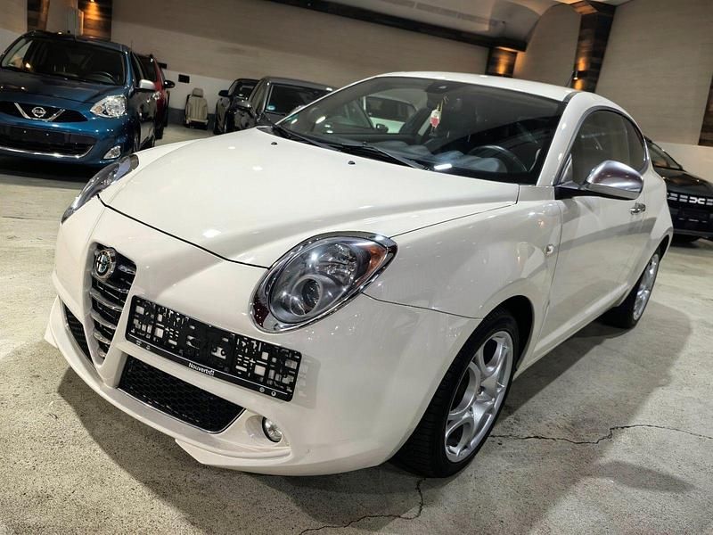 Gebraucht Alfa Romeo MiTo Turismo 105 PS (77 kW) 2015 Weiß Kleinwagen