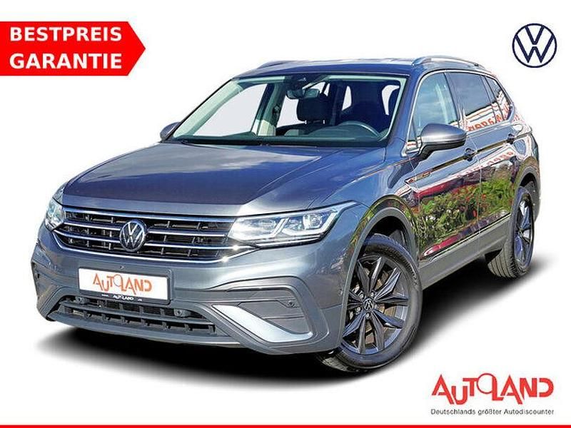 Grau Gebraucht 2022 VW Tiguan Allspace SUV | 32.950 € (Etwas zu teuer) - Bild 1/4