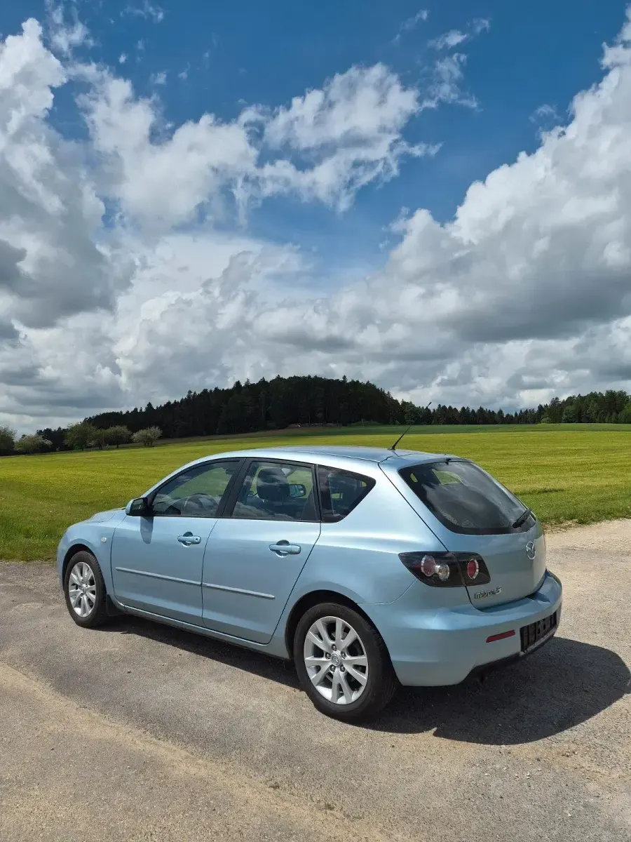 Gebraucht Mazda 3 105 PS (77 kW) 2008 Blau Kleinwagen