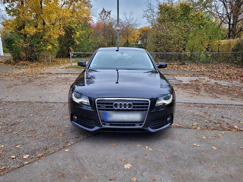 Schwarz Gebraucht 2011 Audi A4 Limousine | 6.800 € (Guter Preis) - Bild 1/4