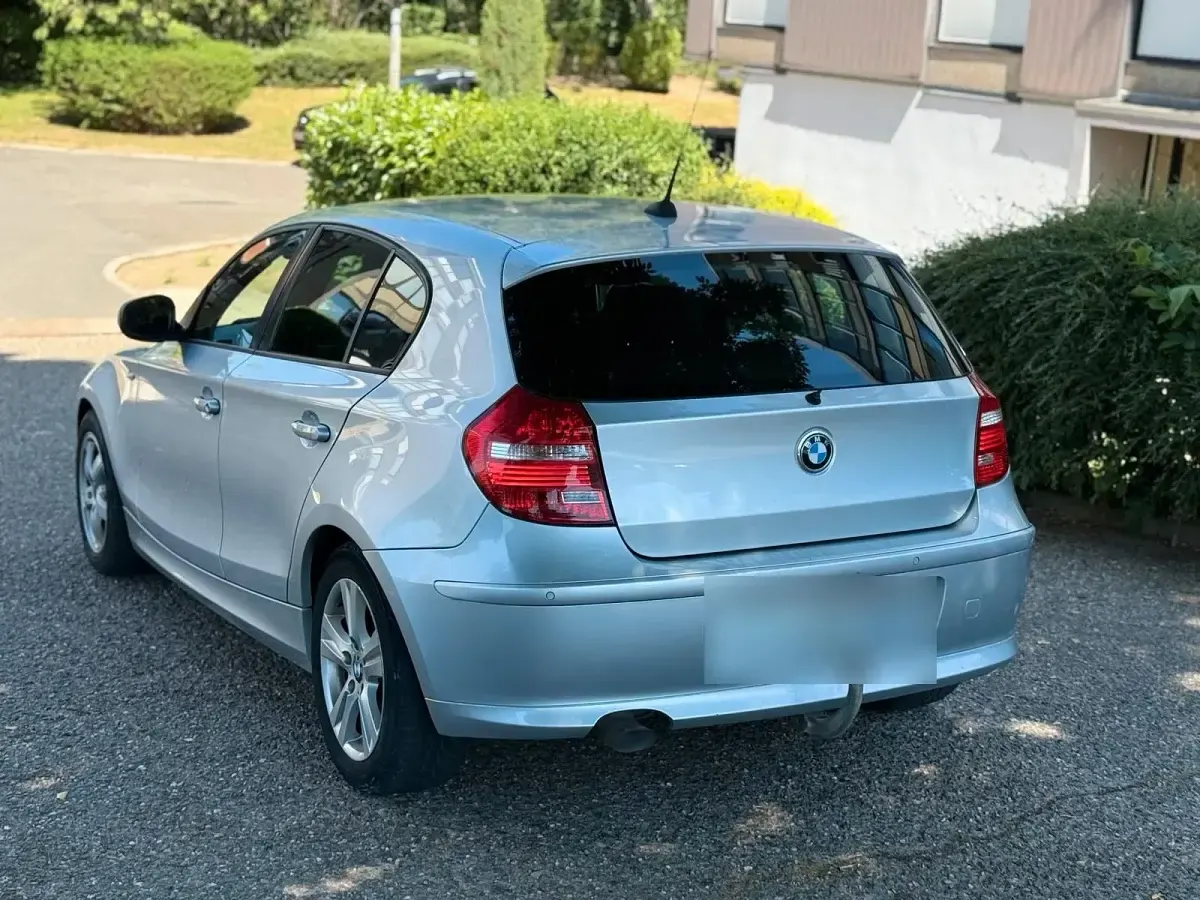 Gebraucht BMW 120 Sport Line 163 PS (119 kW) 2011 Silber Kleinwagen