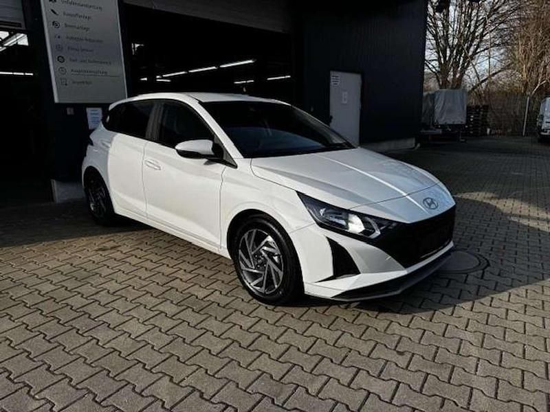Neu Hyundai i20 79 PS (58 kW) 2025 Weiß Kleinwagen