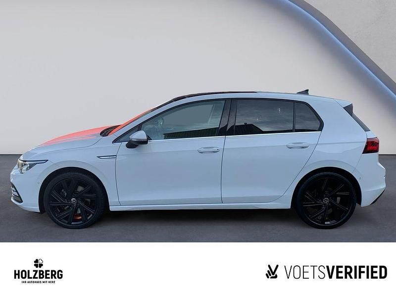 Gebraucht VW Golf VII Style 150 PS (110 kW) 2021 Weiß Kleinwagen
